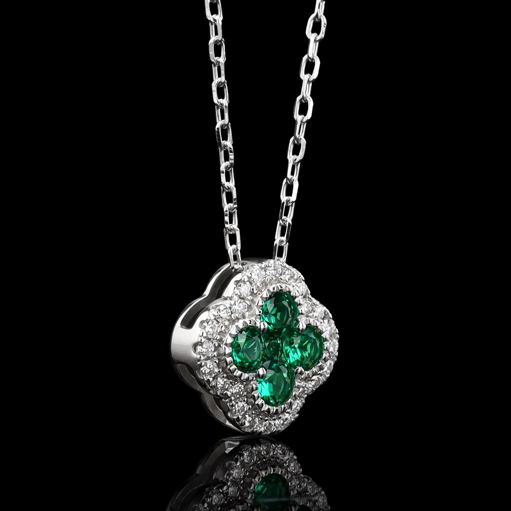 Emerald Clover Necklace in Sterling Silver