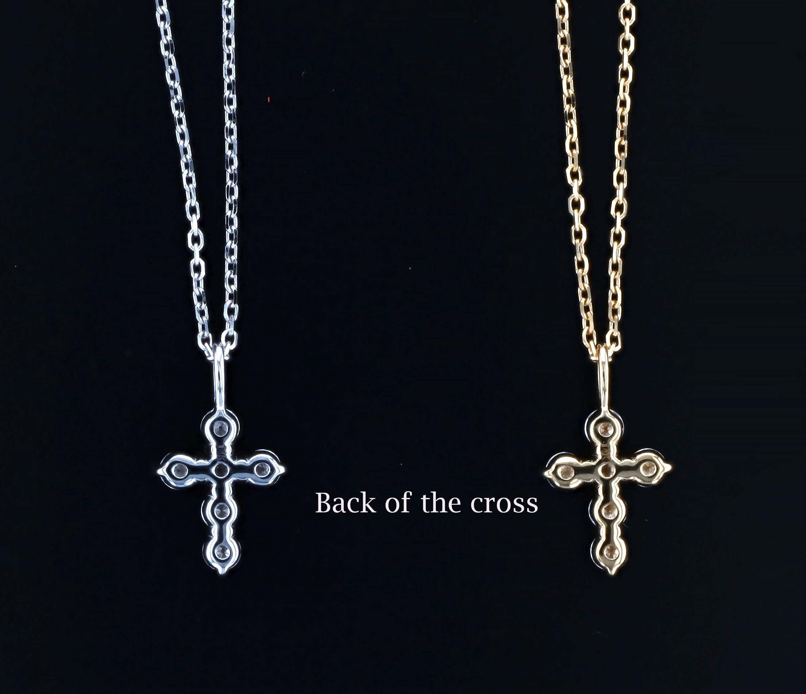 Mini Cross in 14kt Gold