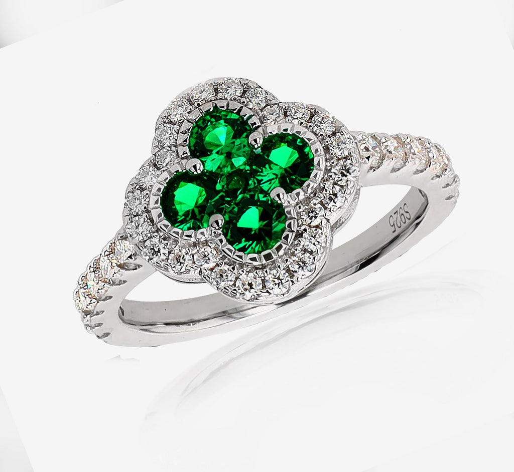 Emerald Clover Ring in Sterling Silver